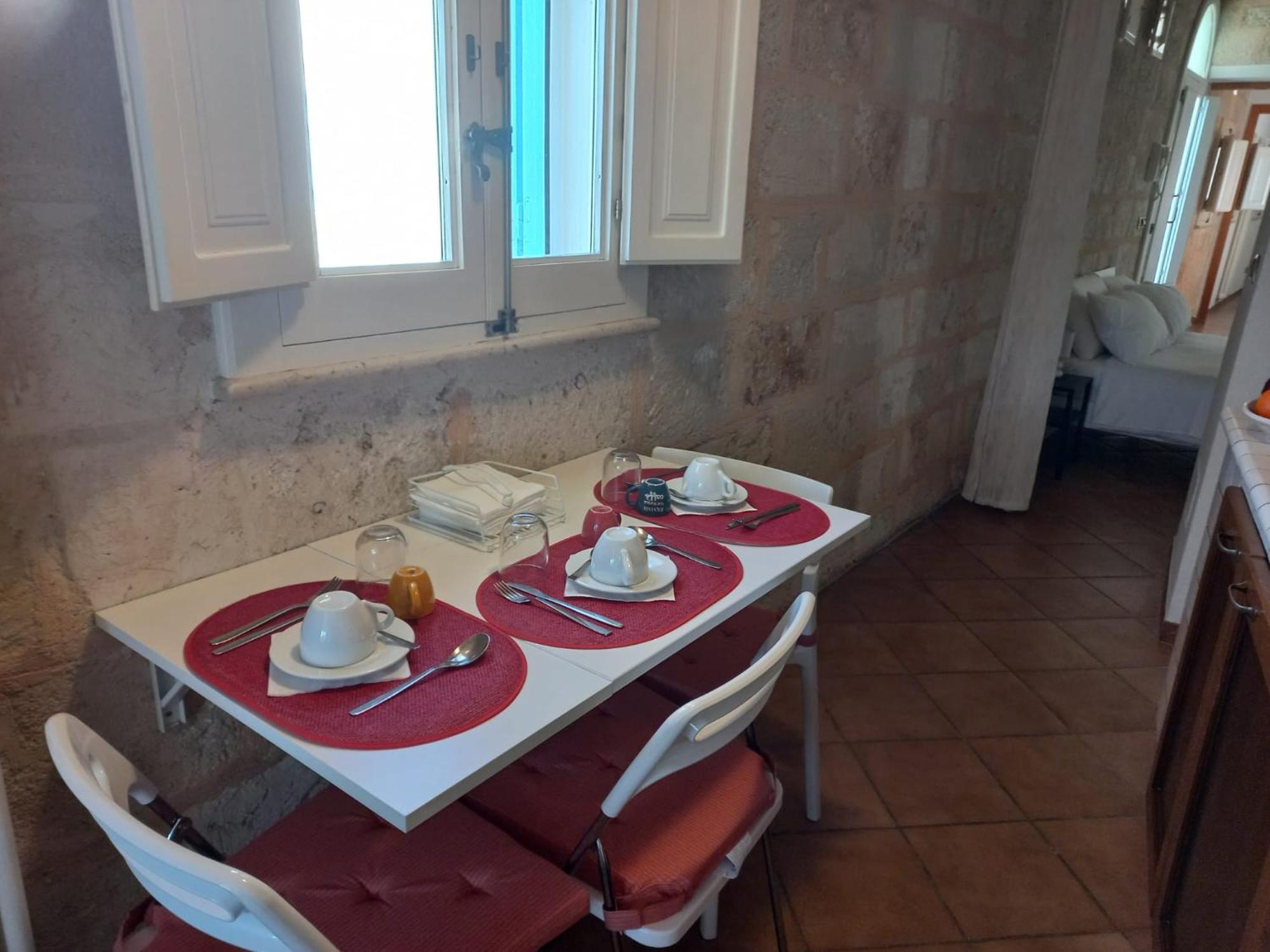 Villino Tronchetto Bianco Bed & Breakfast Mola di Bari Bagian luar foto
